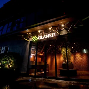 Kapsül Otel Glansit Kawaramachi