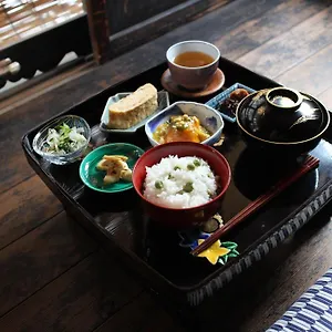 Tsukiya Bed & Breakfast