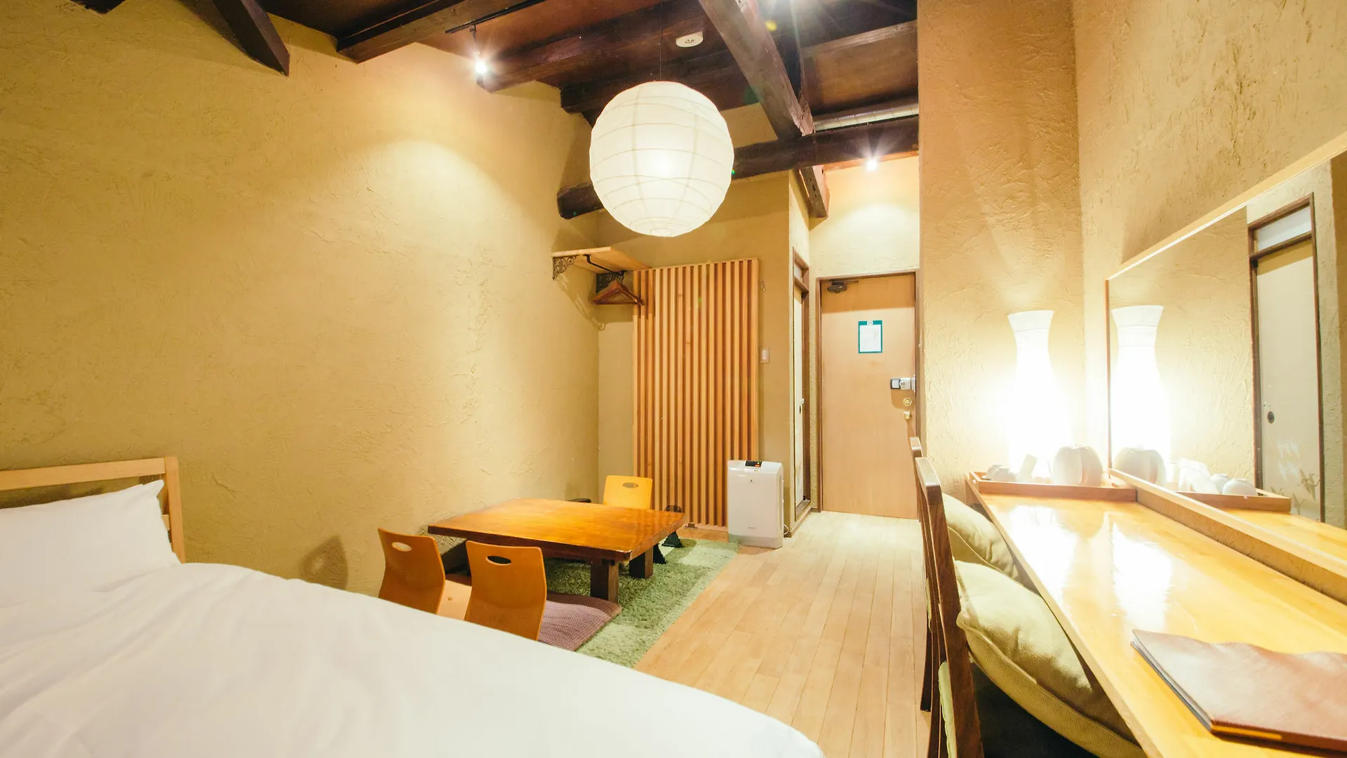 Hotel Clam Chowder Kyoto Ryokan